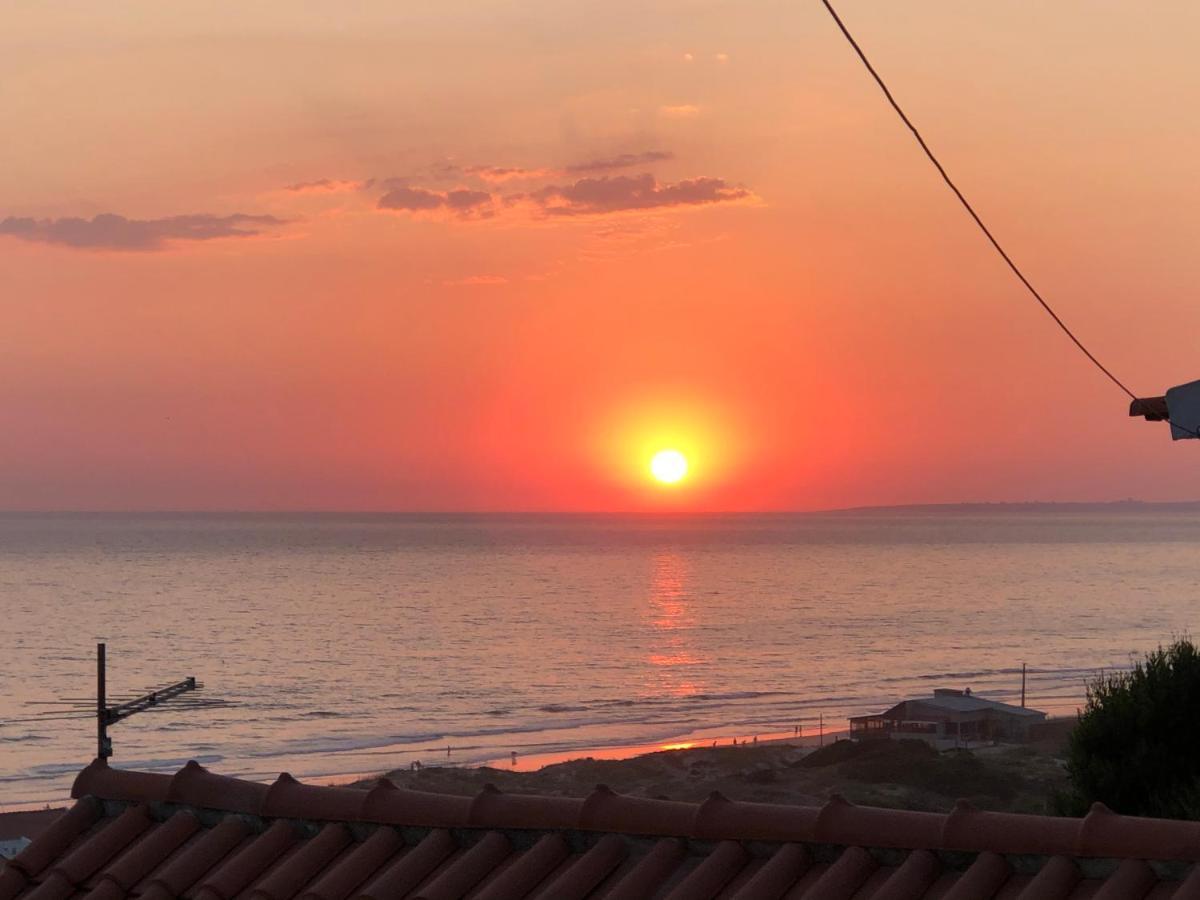 Fonte Da Telha Cliff House Hotel Aroeira  Exterior photo